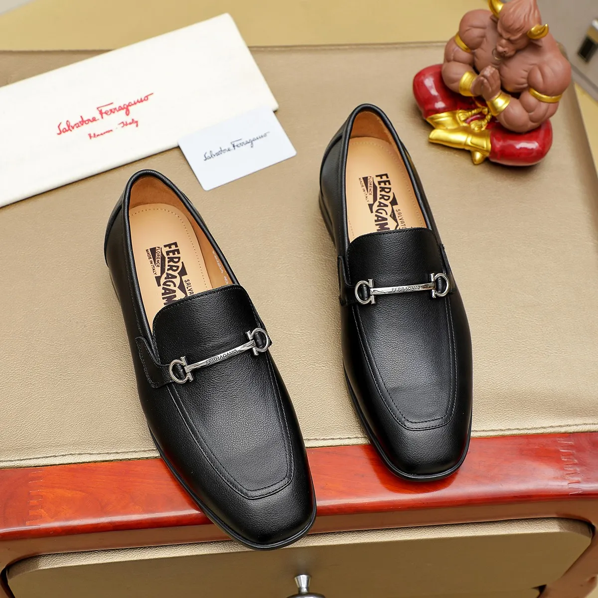 Men's Men's Shoes 260 Ferragamo [Ferragamo] top imported suit men's shoes 💯Original copy of the official website, product materials: selected imported embossed calfskin + luxury hardware buckle accessories ~ imported water-dyed cow 🐂 leather lining. Strong three-dimensional visual effect, original combination outsole, multiple colors available😘 Size: 38-45